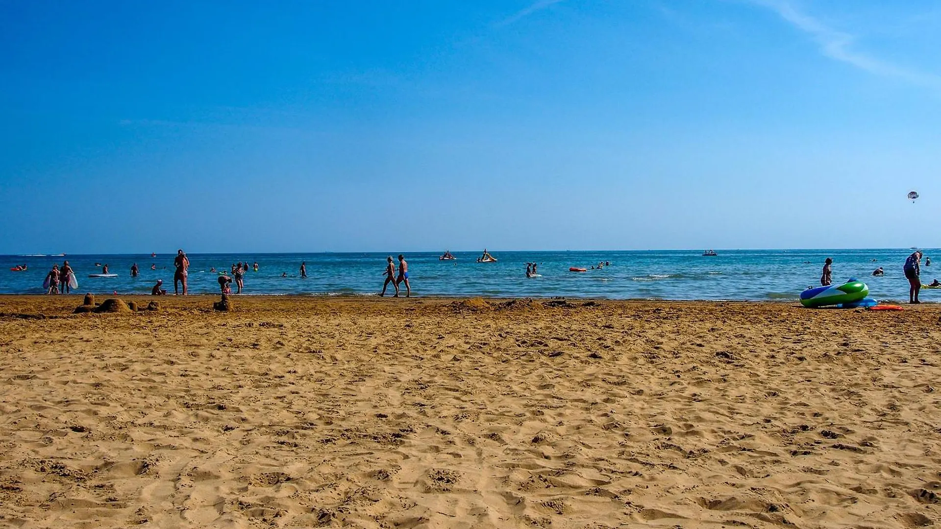 Super Cozy Flat With A Wide Terrace - Beahost Apartment Porto Santa Margherita di Caorle 0*,  Italy