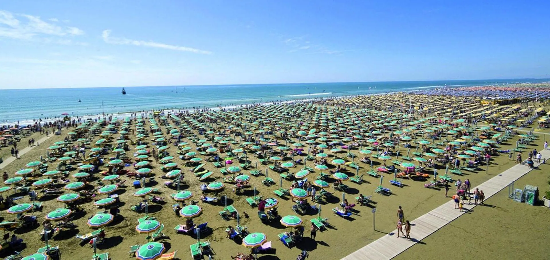 Super Cozy Flat With A Wide Terrace - Beahost Apartment Porto Santa Margherita di Caorle